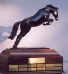 Pferd Skulptur dient als Urteil ISF Perpetual Trophy an der Syracuse Invitational Tournament Sportpferd