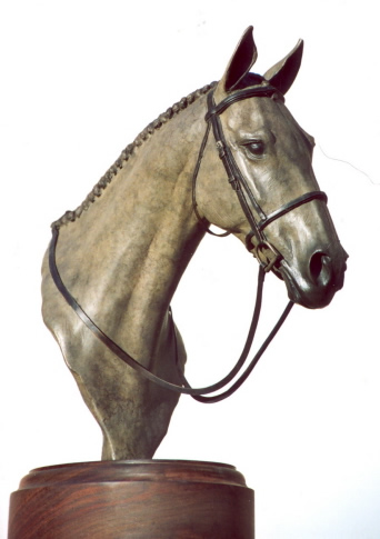 Bronze sculpture of thoroughbred