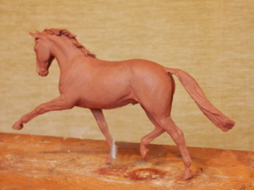 Dressage horse sculpture : Horse performing extended trot